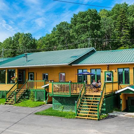 Auberge Eva Lac-Bouchette Zewnętrze zdjęcie